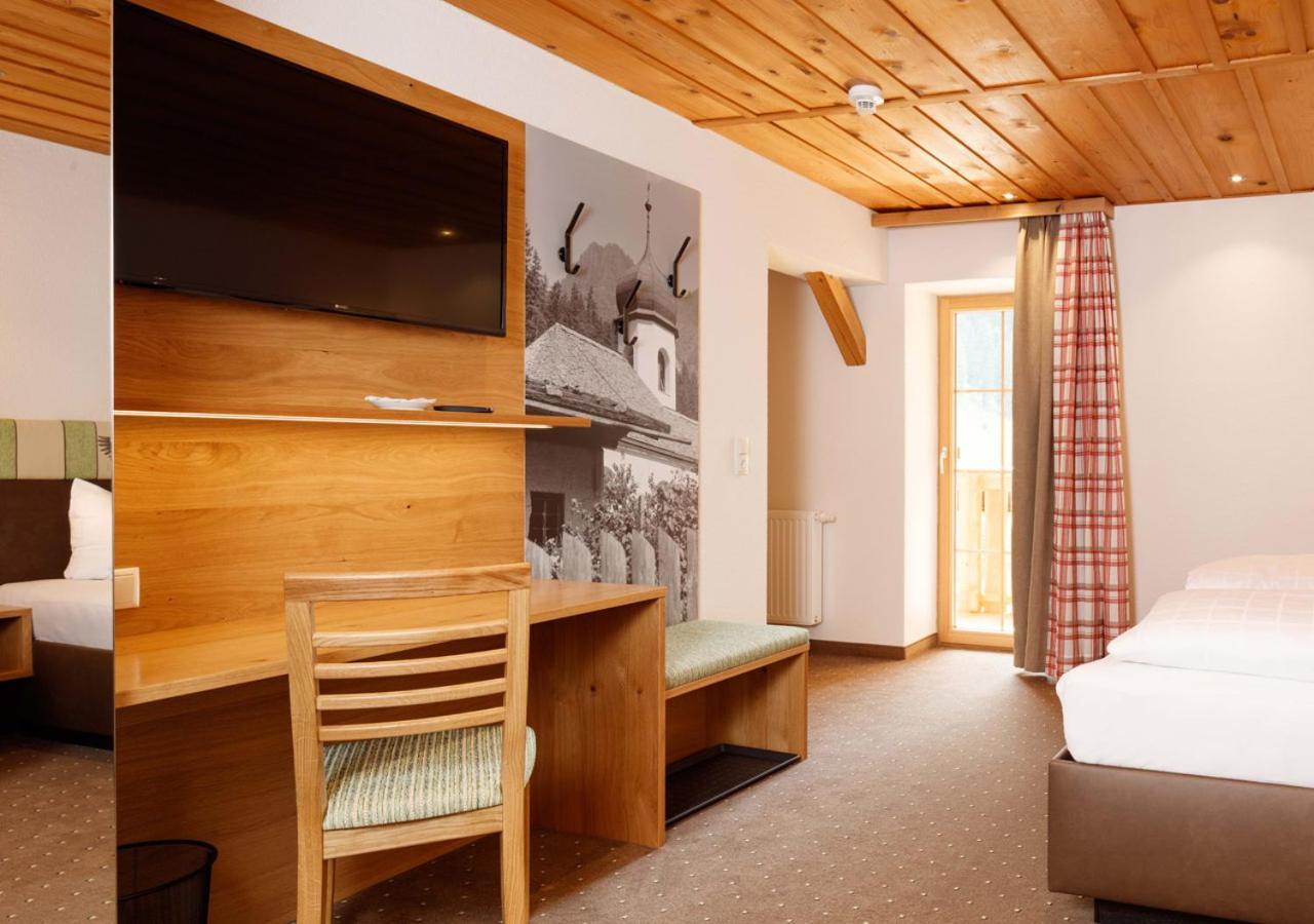 Landgasthof Adler Hinterhornbach Екстериор снимка